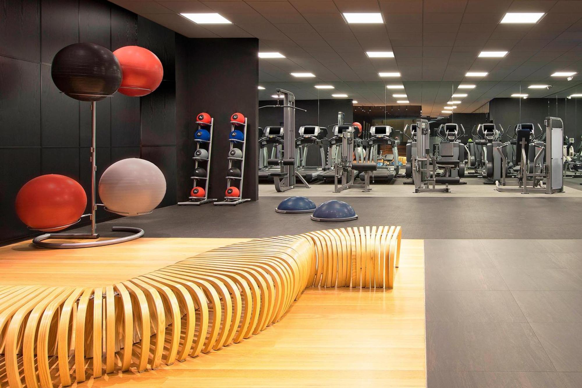더 웨스틴 멜버른 멜번 외부 사진 The gym at The Dorchester